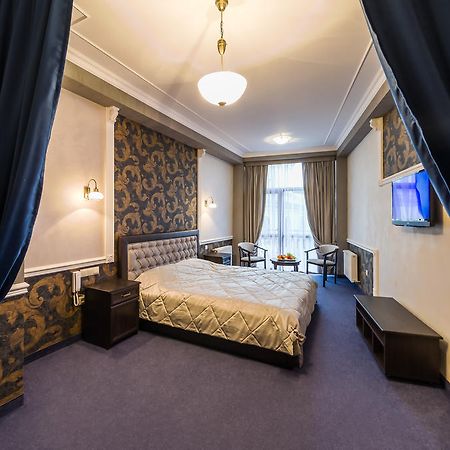 Franz Hotel&Restaurant Ivano-Frankivsk Rum bild